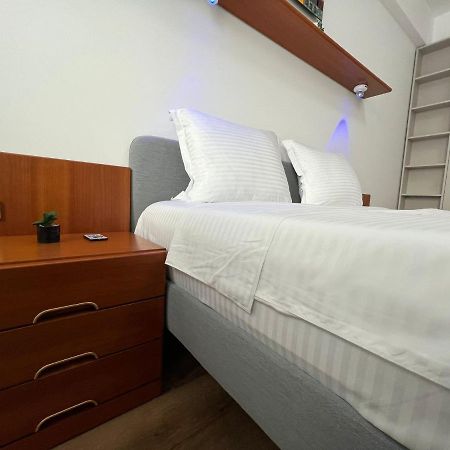 Perfect Host Palas 2 Rooms Яш Екстериор снимка