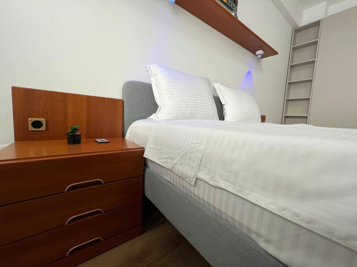Perfect Host Palas 2 Rooms Яш Екстериор снимка
