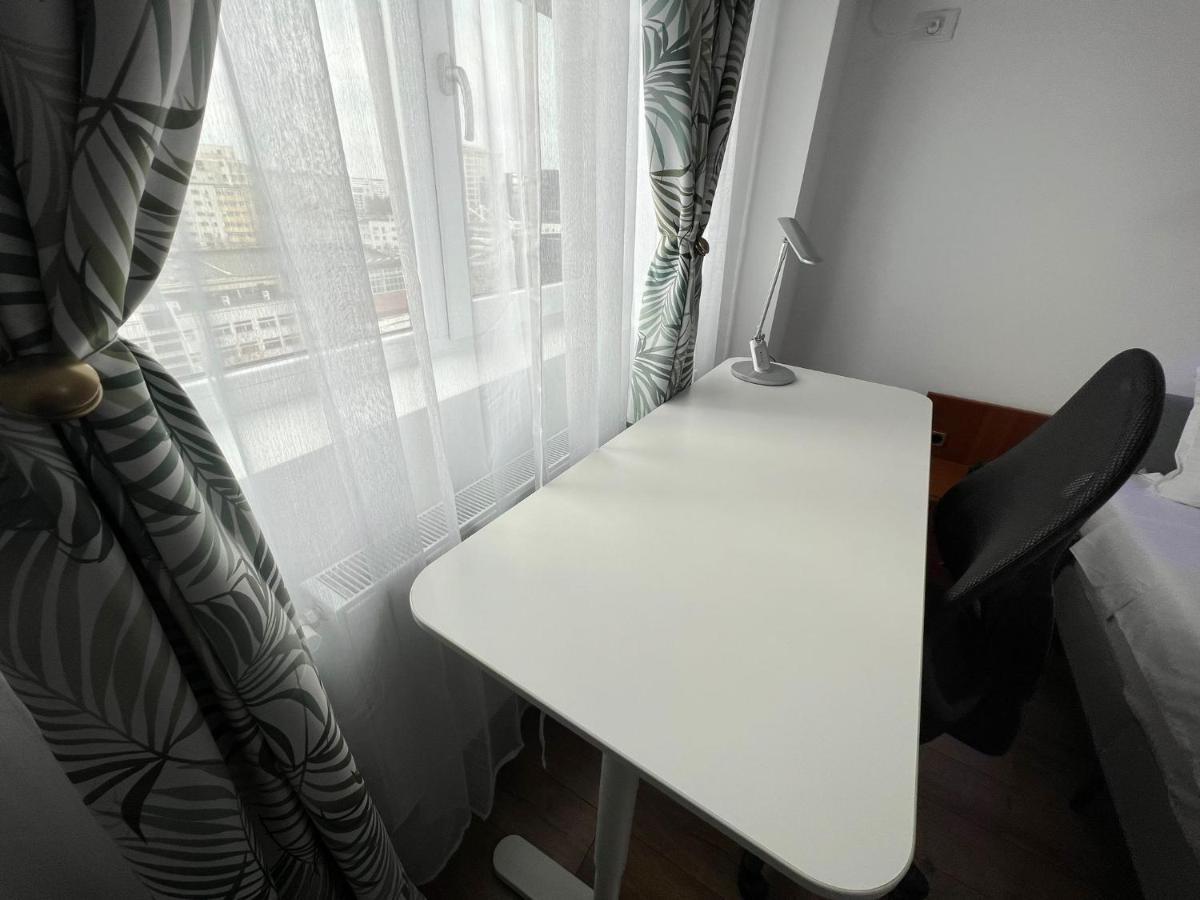 Perfect Host Palas 2 Rooms Яш Екстериор снимка