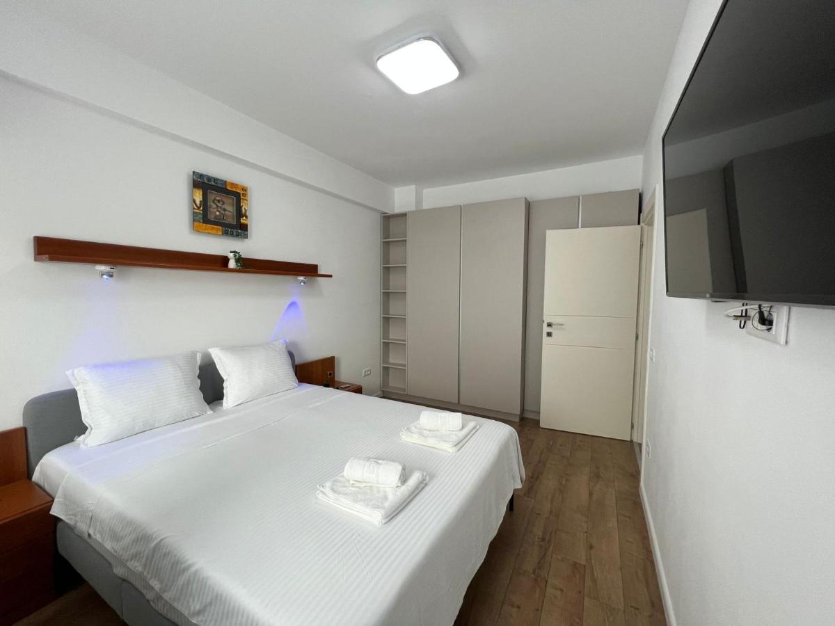 Perfect Host Palas 2 Rooms Яш Екстериор снимка
