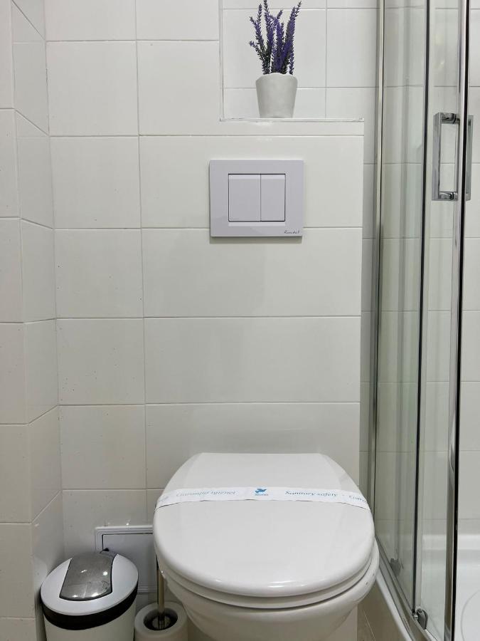 Perfect Host Palas 2 Rooms Яш Екстериор снимка