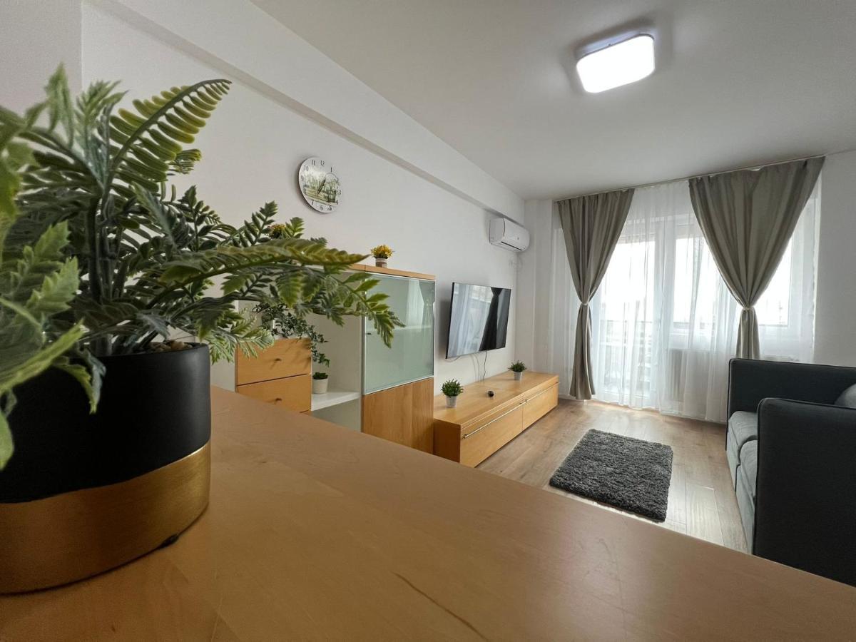Perfect Host Palas 2 Rooms Яш Екстериор снимка