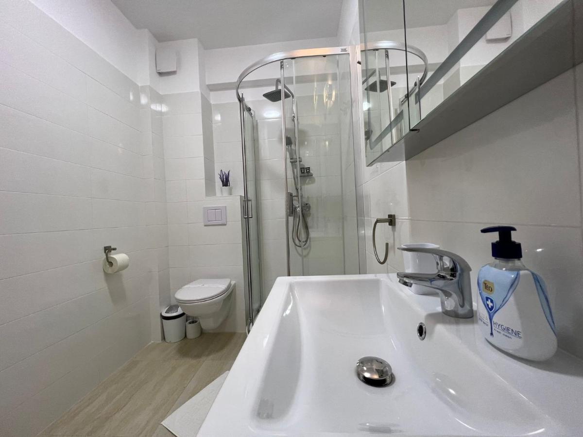 Perfect Host Palas 2 Rooms Яш Екстериор снимка