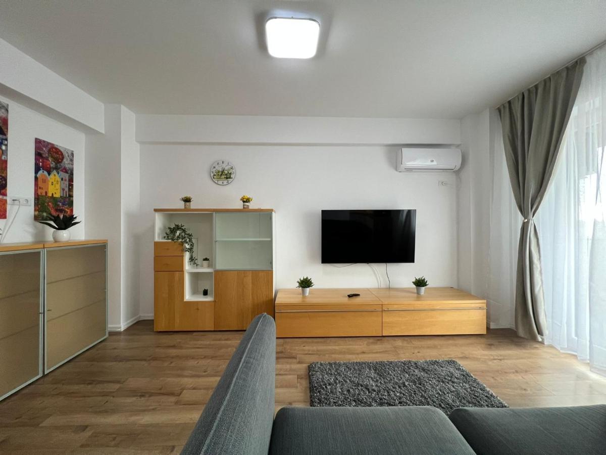 Perfect Host Palas 2 Rooms Яш Екстериор снимка